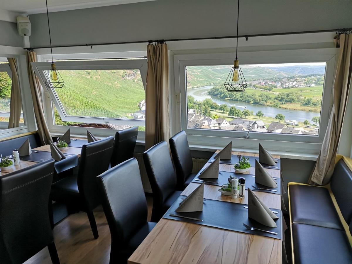 Hotel Restaurant Wuerzig In Ürzig Kültér fotó